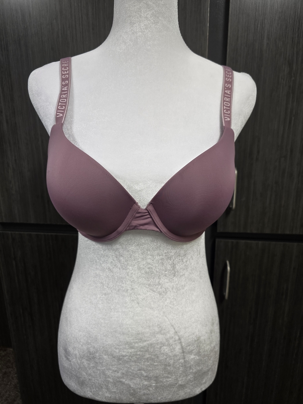 Victoria's Secret T-Shirt Push Up Bra 36B Mauve Logo Strap Underwire